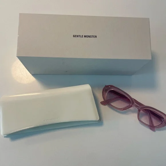 箱 ケース付Gentle Monster oval glass GENTLE MONSTER | Accessories | Brand New Gentle Monster
